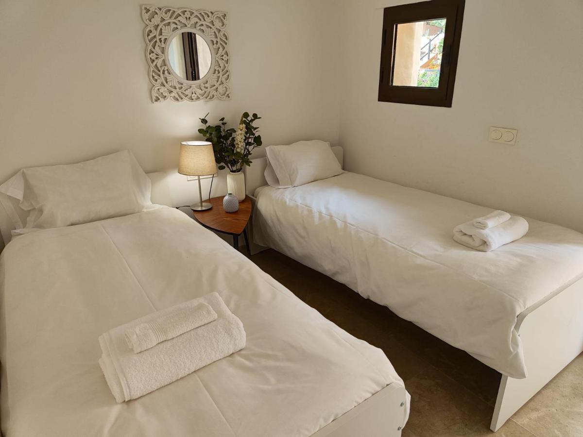 15 First Line Penthouse With Wonderful Seaview Near Duquesa Golf Manilva Andalucia Leilighet Eksteriør bilde