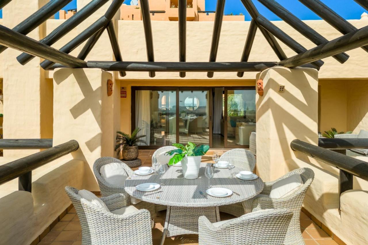 15 First Line Penthouse With Wonderful Seaview Near Duquesa Golf Manilva Andalucia Leilighet Eksteriør bilde