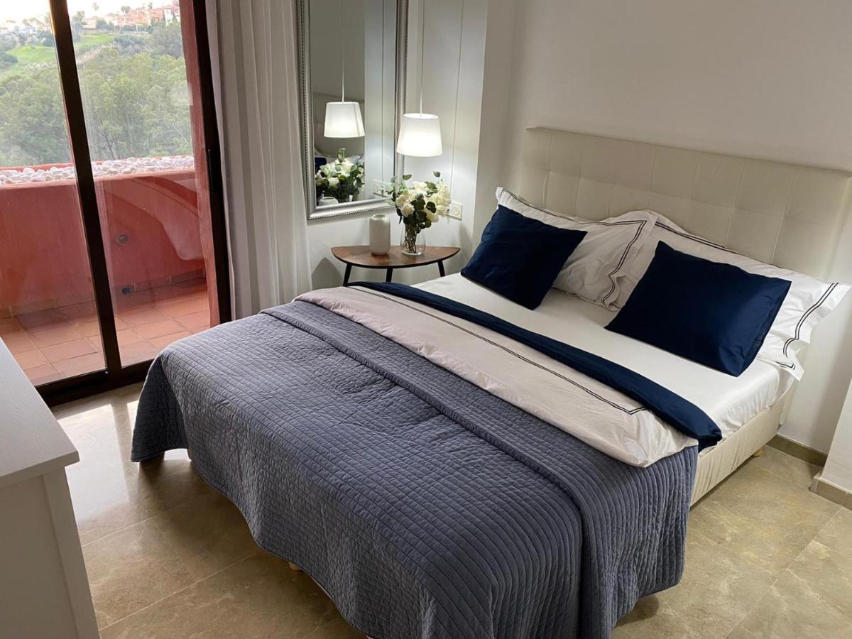 15 First Line Penthouse With Wonderful Seaview Near Duquesa Golf Manilva Andalucia Leilighet Eksteriør bilde